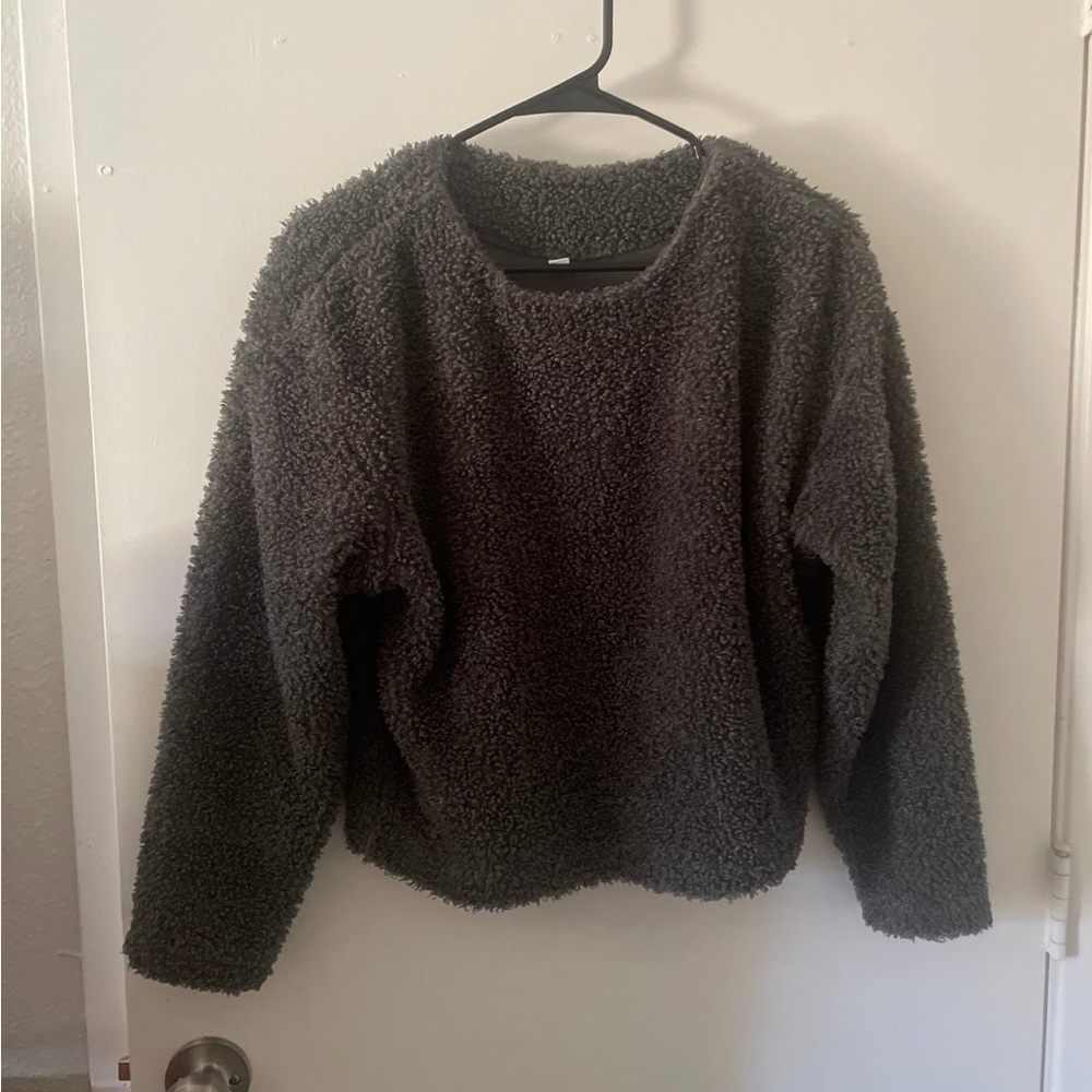 Uniqlo Thermal Sweater